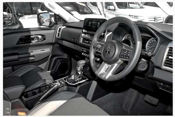 2024 Mitsubishi Triton GLS MV 4X4