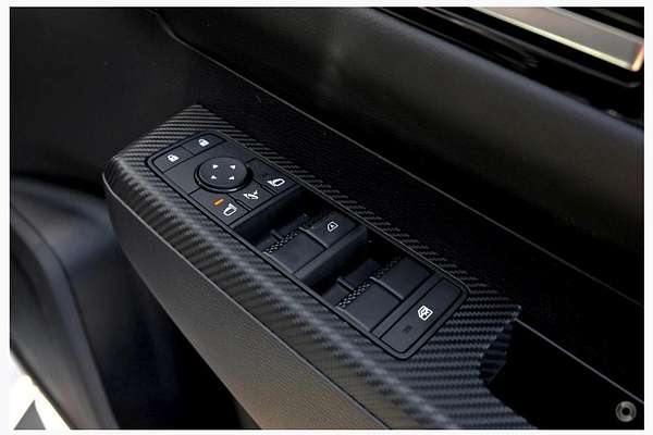 2024 Mitsubishi Triton GLS MV 4X4