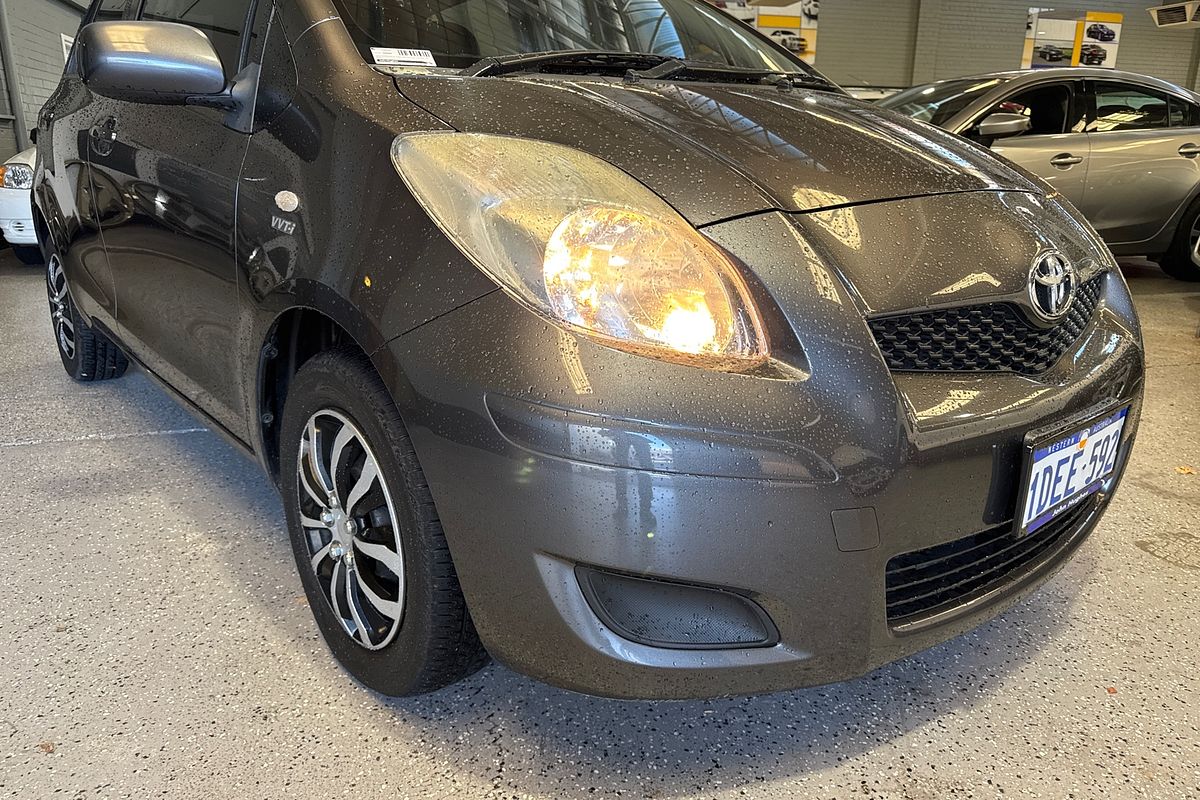 2009 Toyota Yaris Edge NCP90R