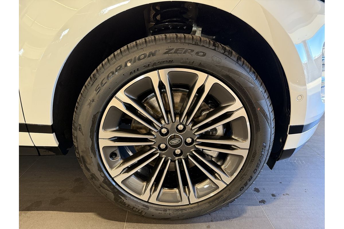 2025 Land Rover Range Rover Evoque P250 Dynamic SE L551