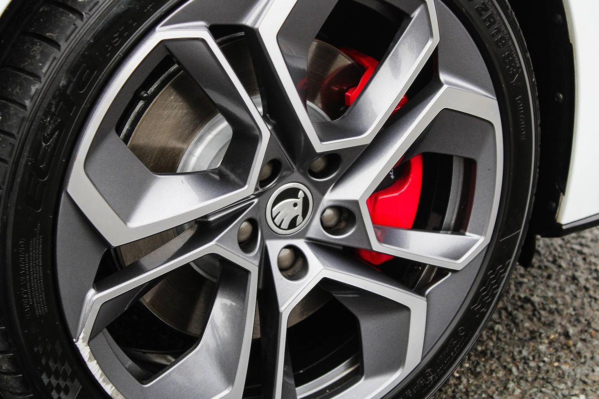 2021 SKODA Octavia RS NX