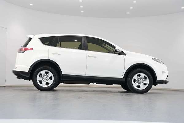 2018 Toyota RAV4 GX ZSA42R
