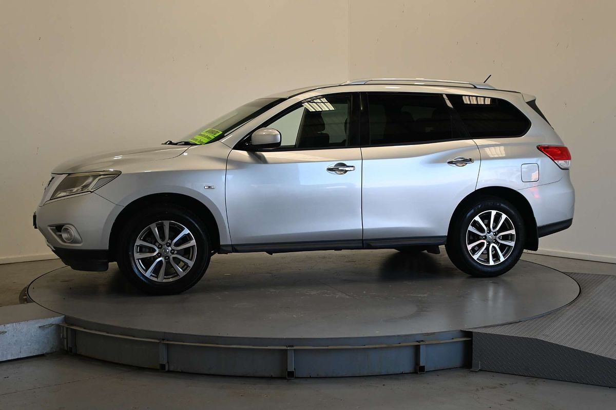 2016 Nissan Pathfinder ST R52