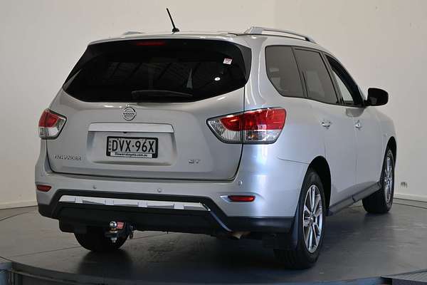 2016 Nissan Pathfinder ST R52