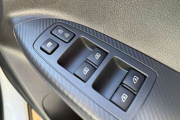 2024 Mitsubishi Eclipse Cross Exceed YB