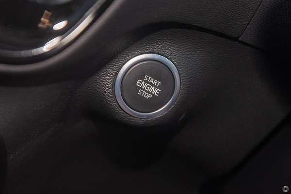 2024 Volvo XC40 Plus B4