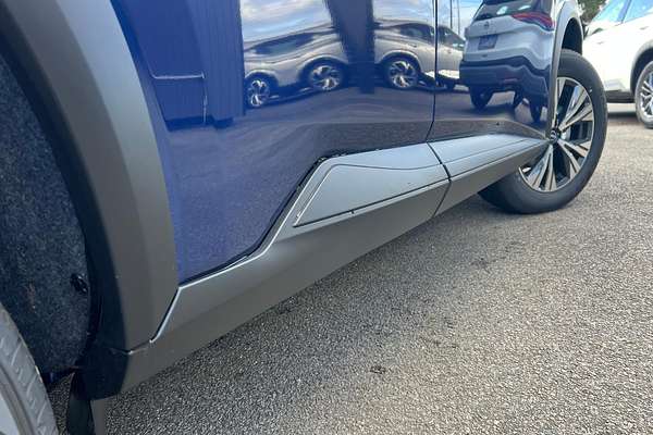 2025 Nissan X-TRAIL ST-L T33