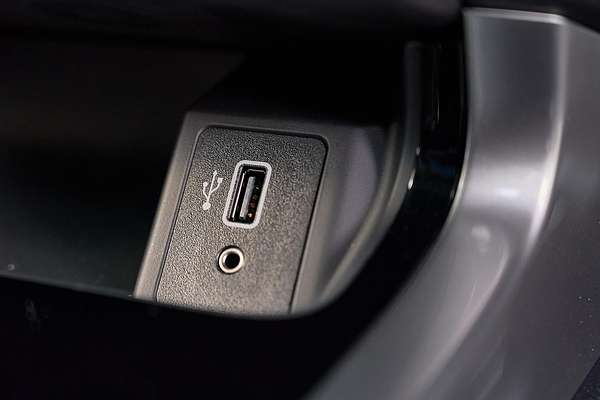 2024 Nissan Navara ST-X D23 4X4