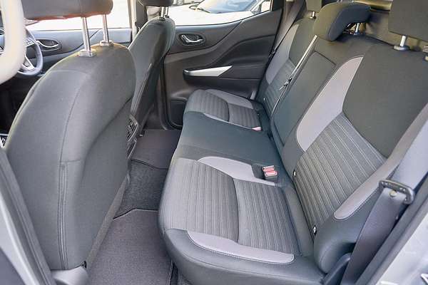 2024 Nissan Navara ST-X D23 4X4