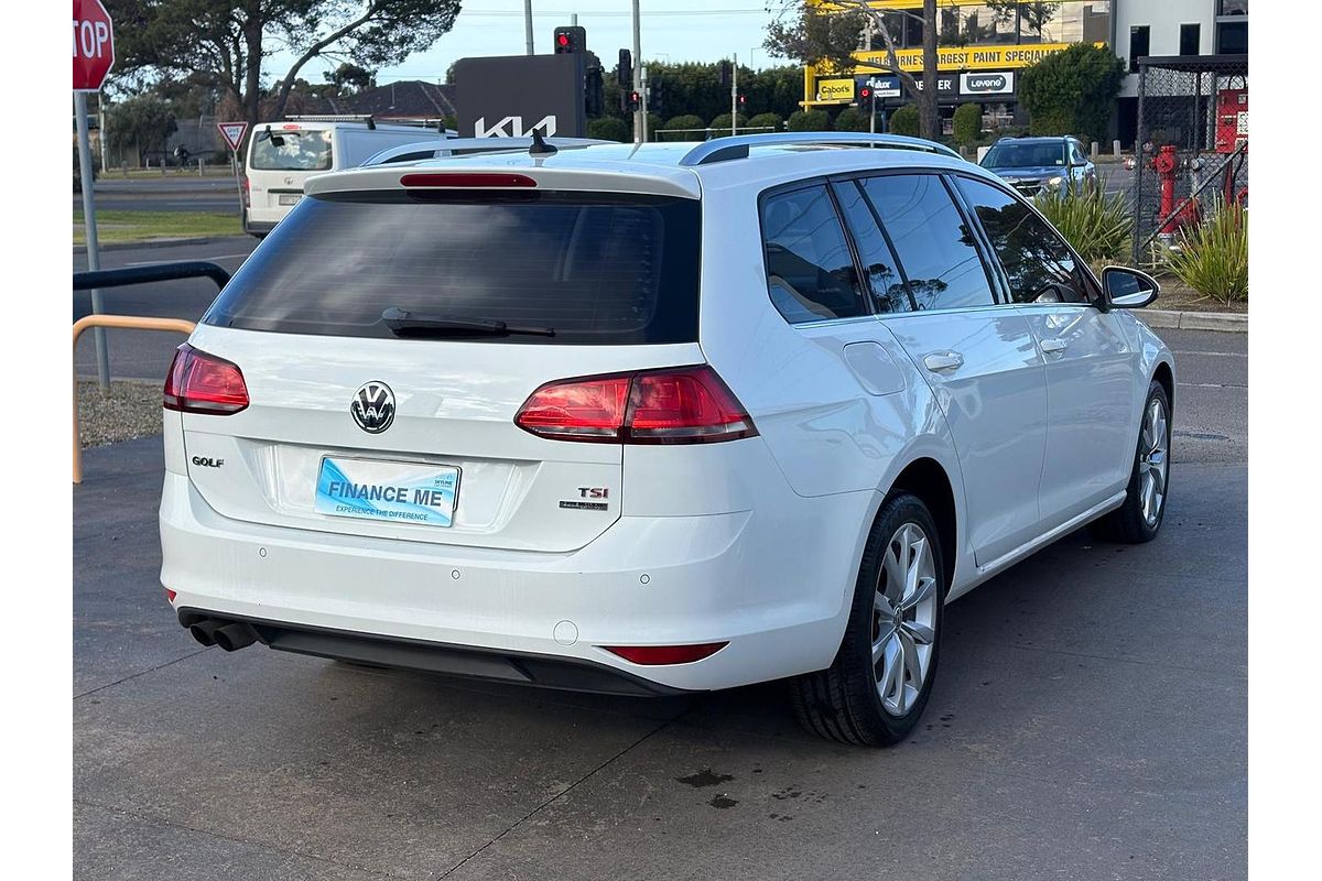 2014 Volkswagen Golf 103TSI Highline 7