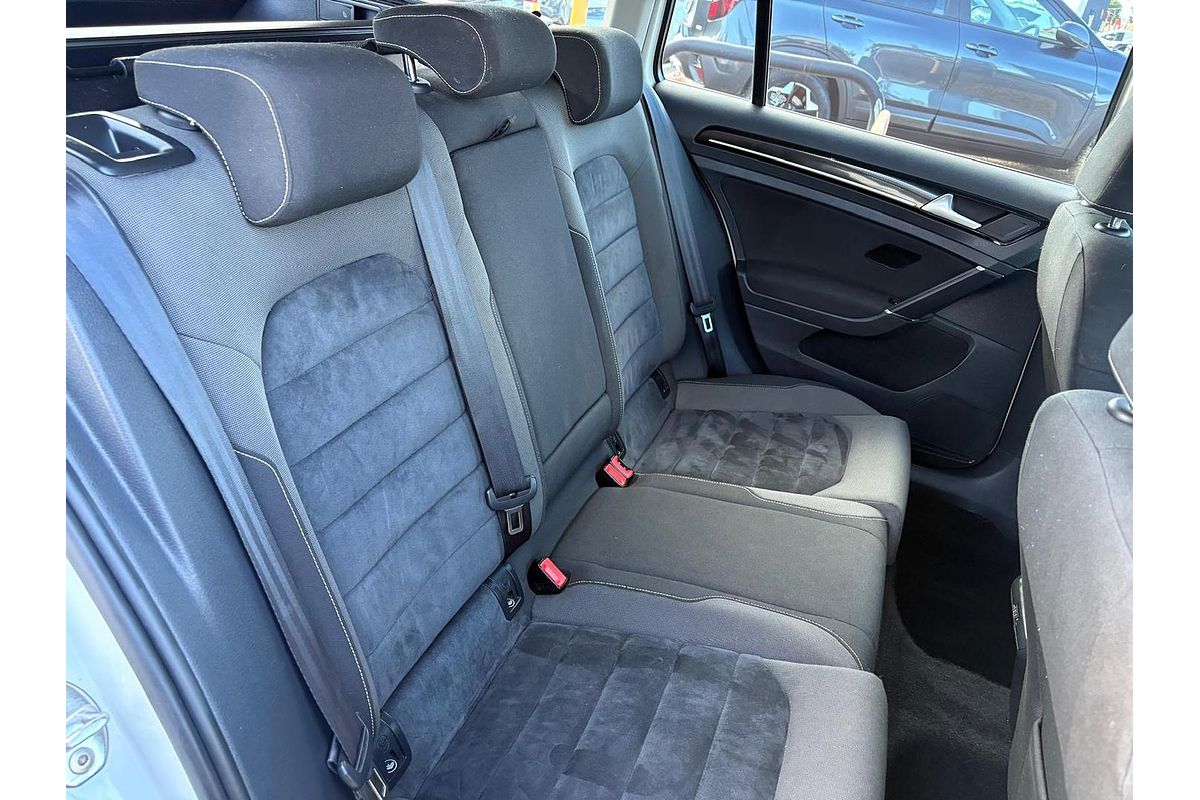 2014 Volkswagen Golf 103TSI Highline 7