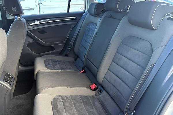 2014 Volkswagen Golf 103TSI Highline 7