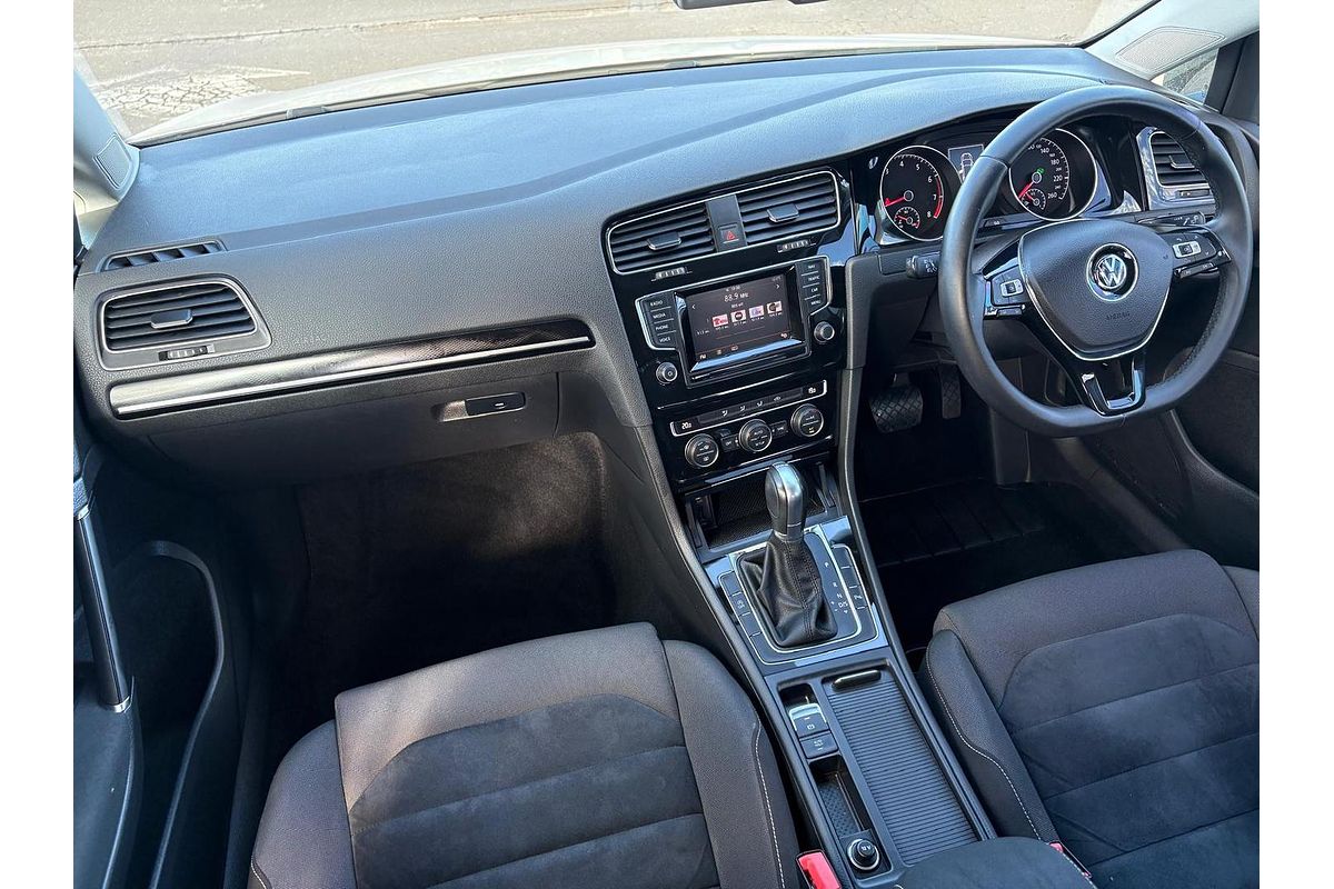 2014 Volkswagen Golf 103TSI Highline 7
