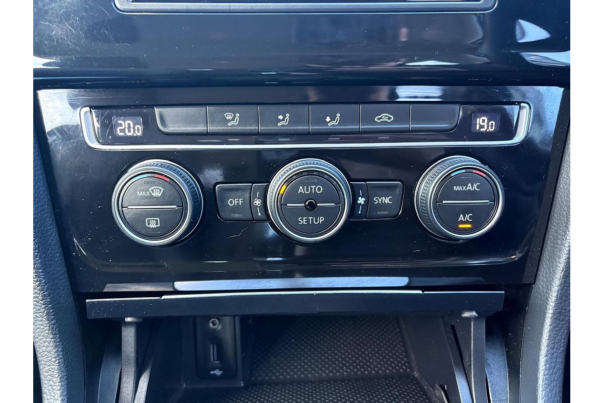2014 Volkswagen Golf 103TSI Highline 7