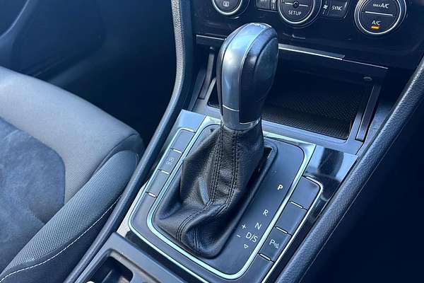2014 Volkswagen Golf 103TSI Highline 7