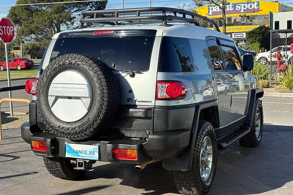 2012 Toyota FJ Cruiser GSJ15R