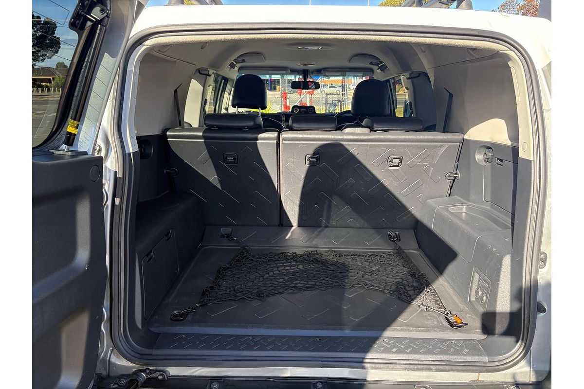 2012 Toyota FJ Cruiser GSJ15R