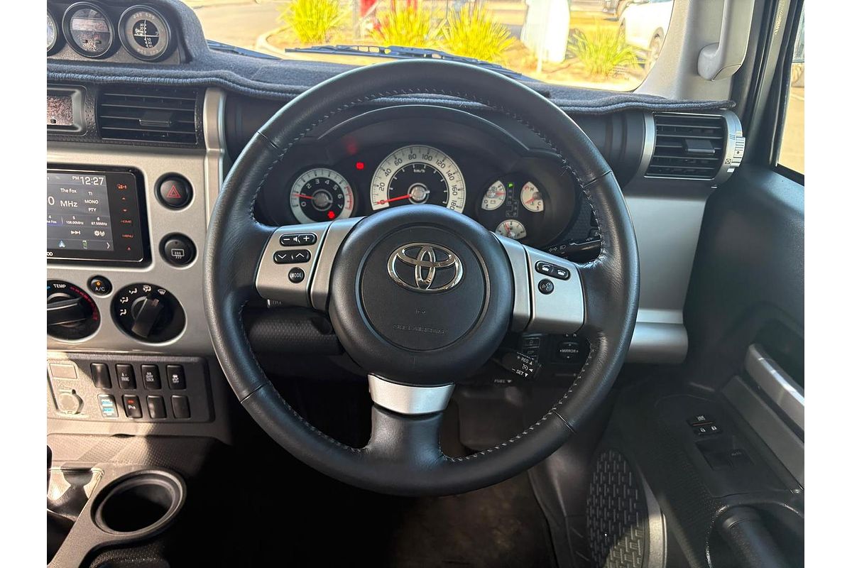 2012 Toyota FJ Cruiser GSJ15R