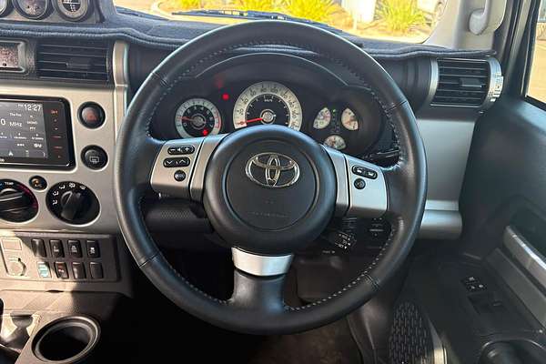 2012 Toyota FJ Cruiser GSJ15R