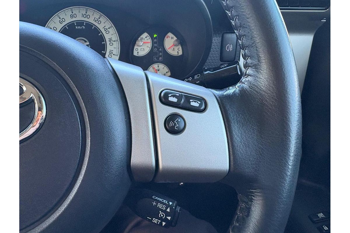 2012 Toyota FJ Cruiser GSJ15R
