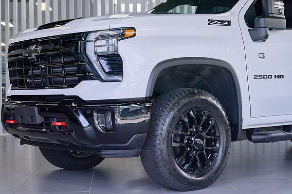 2025 Chevrolet Silverado HD LTZ Premium W/Tech Pack T1 4X4