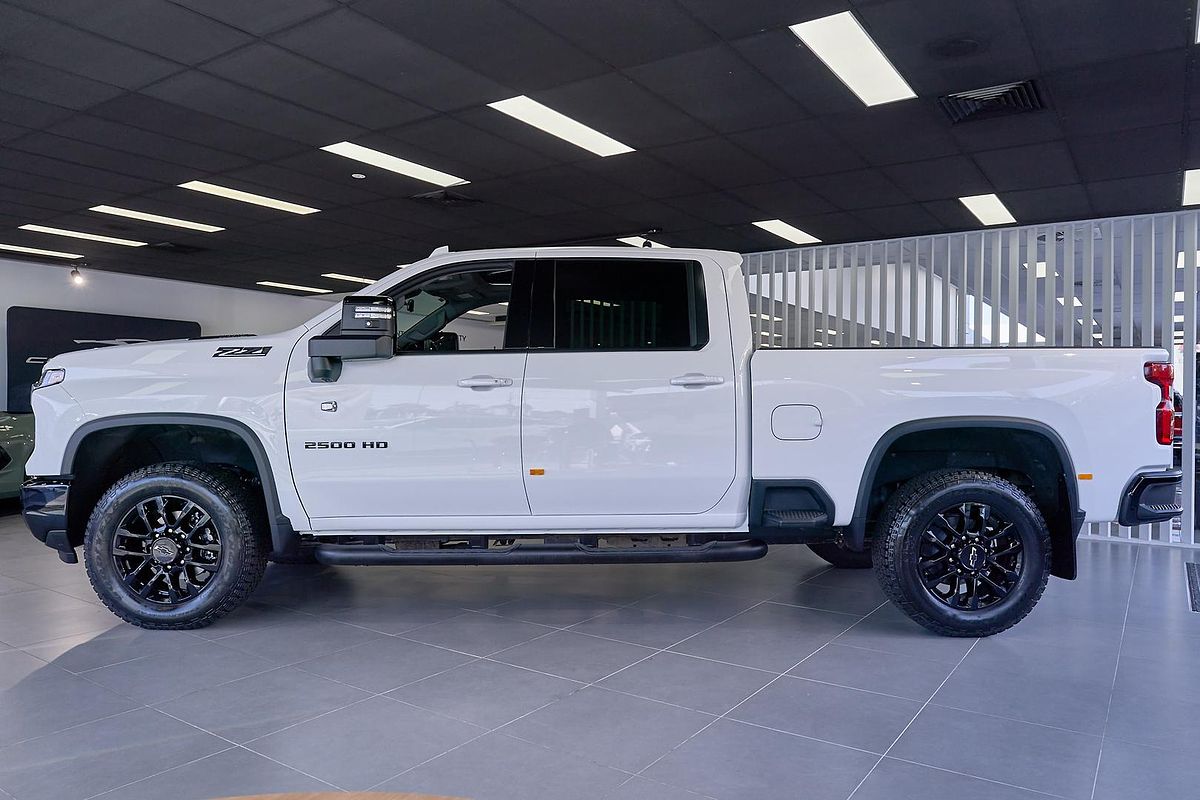 2025 Chevrolet Silverado HD LTZ Premium W/Tech Pack T1 4X4