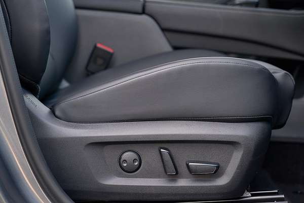 2025 Nissan X-TRAIL ST-L e-POWER T33