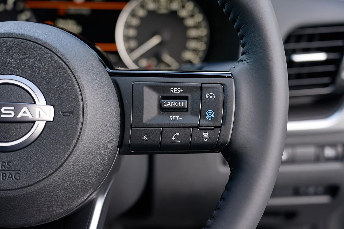 2025 Nissan X-TRAIL ST-L e-POWER T33