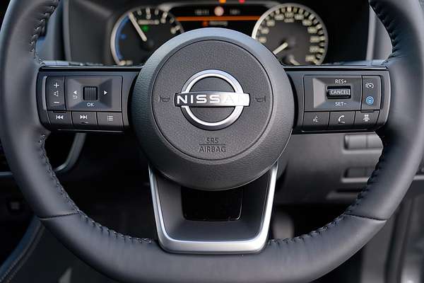 2025 Nissan X-TRAIL ST-L e-POWER T33