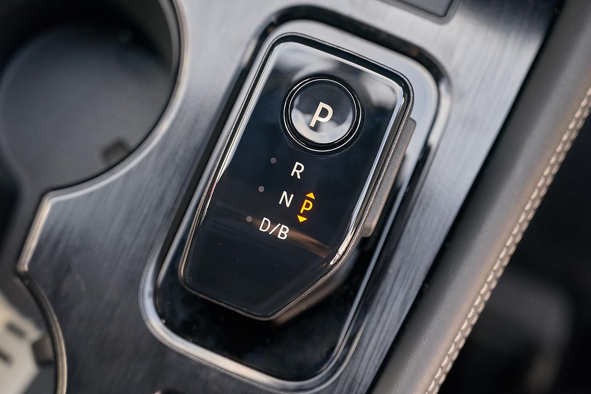 2025 Nissan X-TRAIL ST-L e-POWER T33