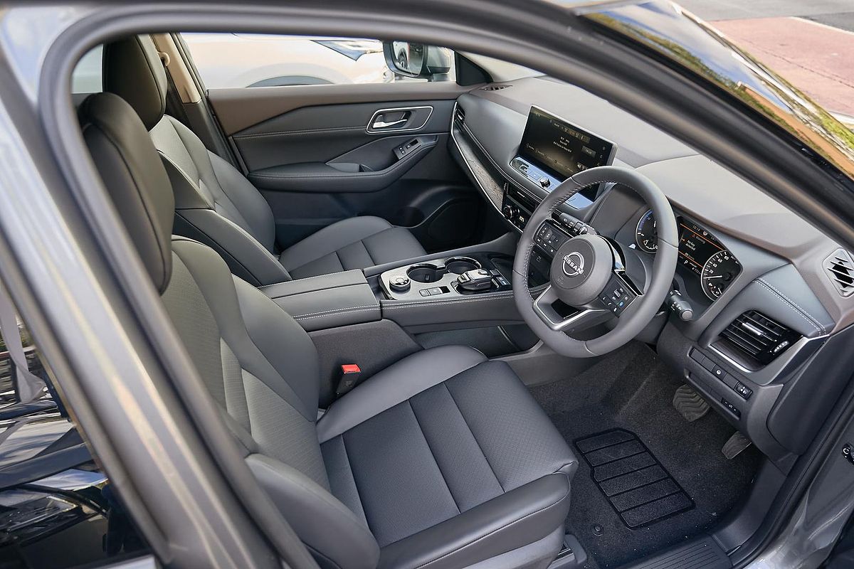 2025 Nissan X-TRAIL ST-L e-POWER T33