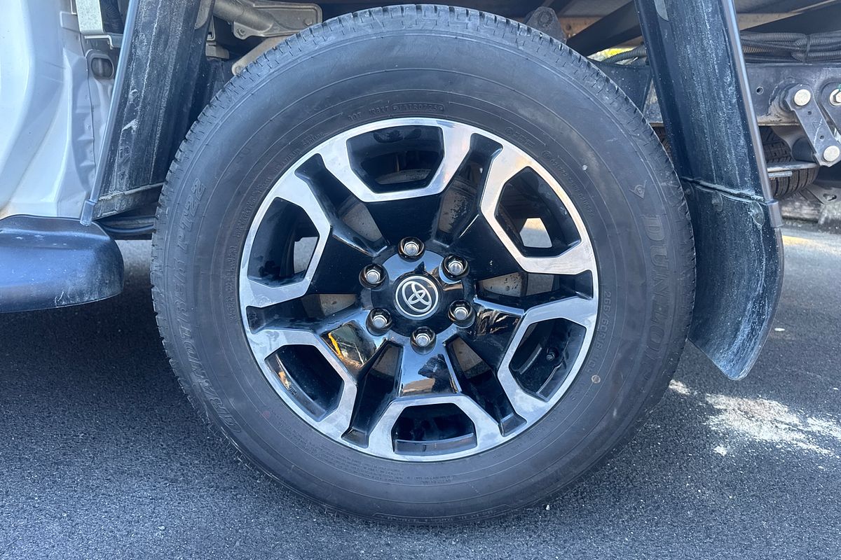 2022 Toyota Hilux SR GUN126R 4X4