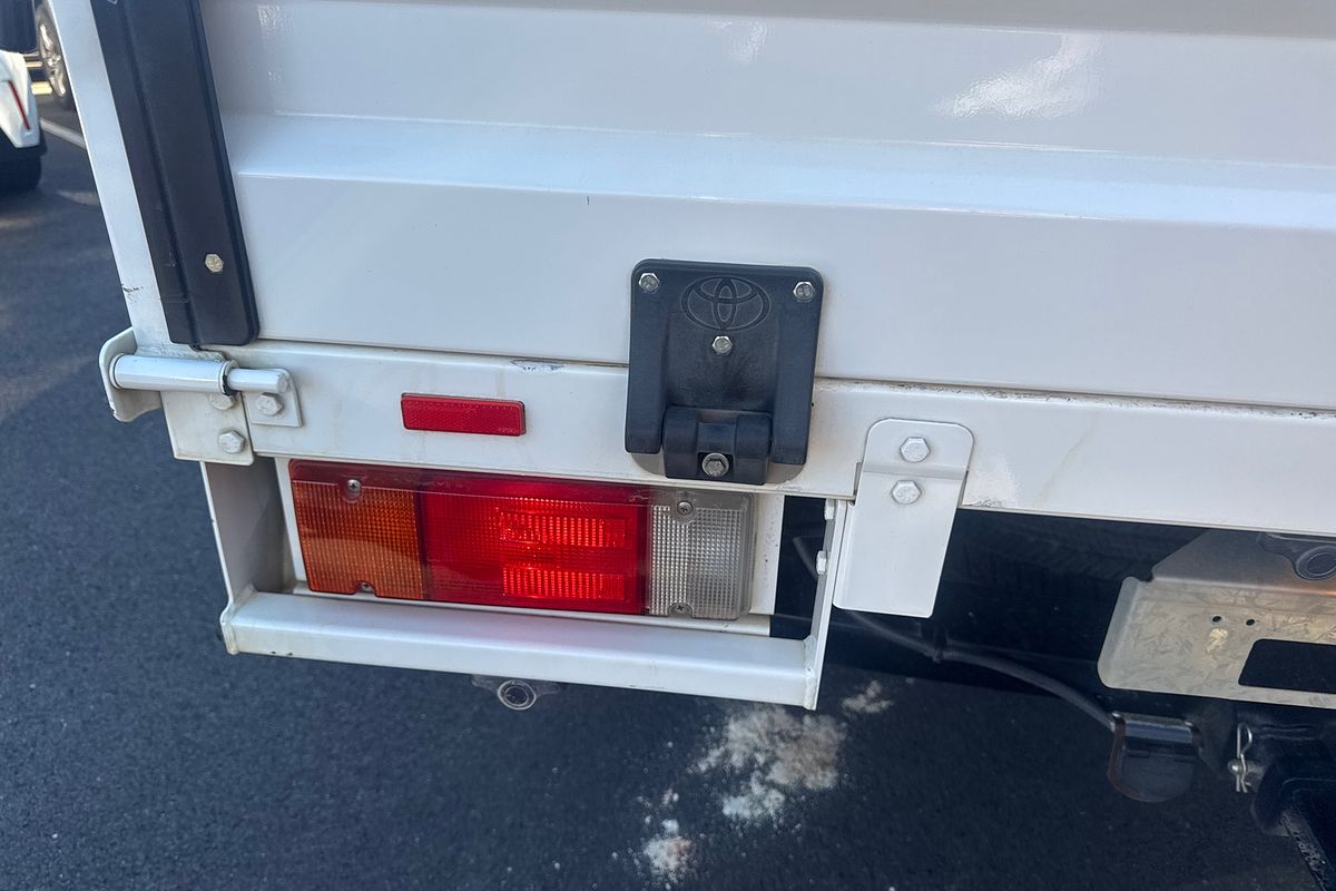 2022 Toyota Hilux SR GUN126R 4X4