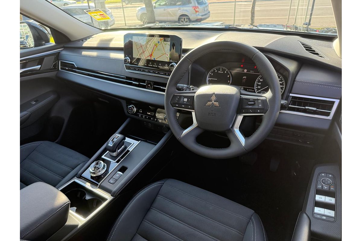 2025 Mitsubishi Outlander Aspire ZM