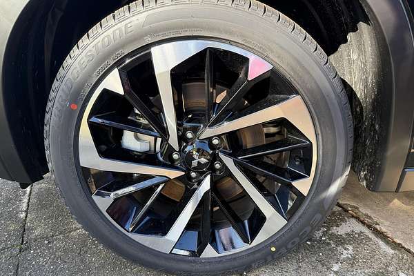 2025 Mitsubishi Outlander Aspire ZM