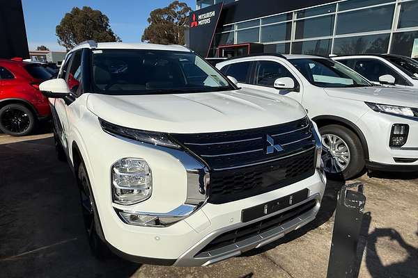 2025 Mitsubishi Outlander Aspire ZM