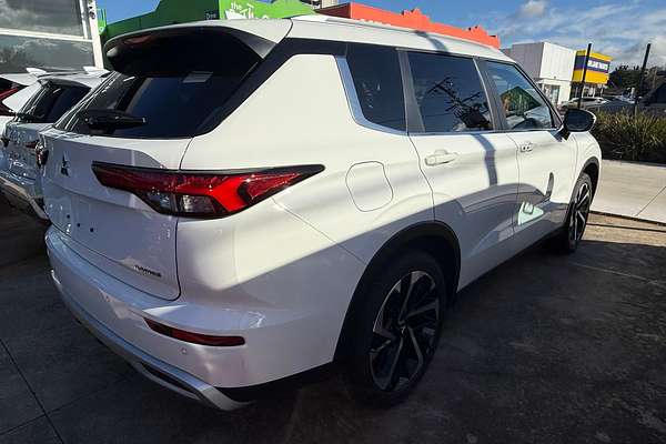 2025 Mitsubishi Outlander Aspire ZM
