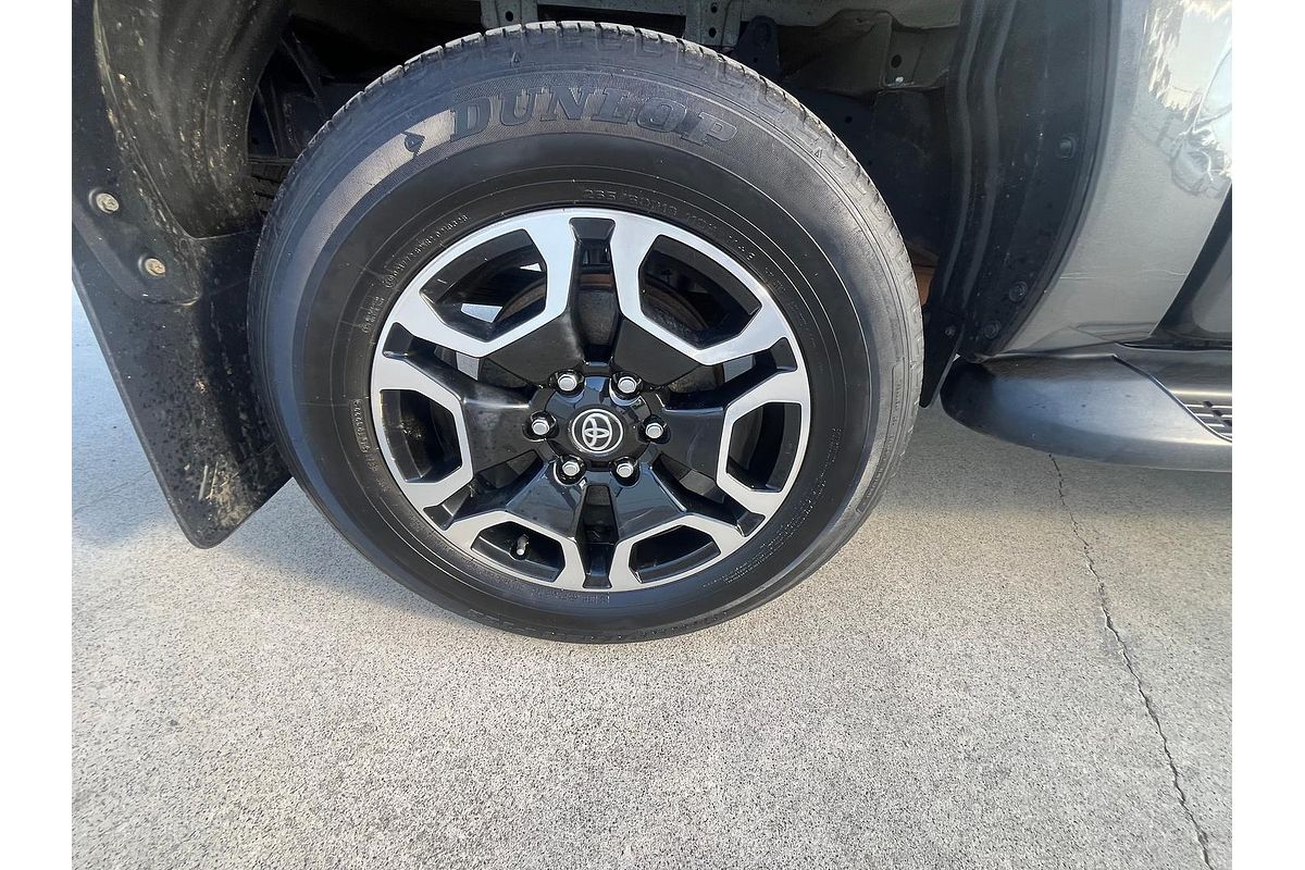2022 Toyota Hilux SR5 GUN126R 4X4