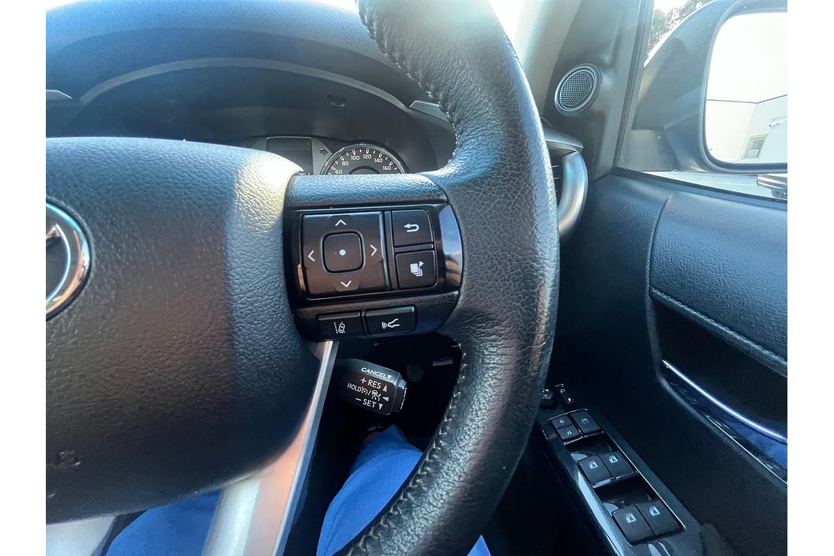 2022 Toyota Hilux SR5 GUN126R 4X4