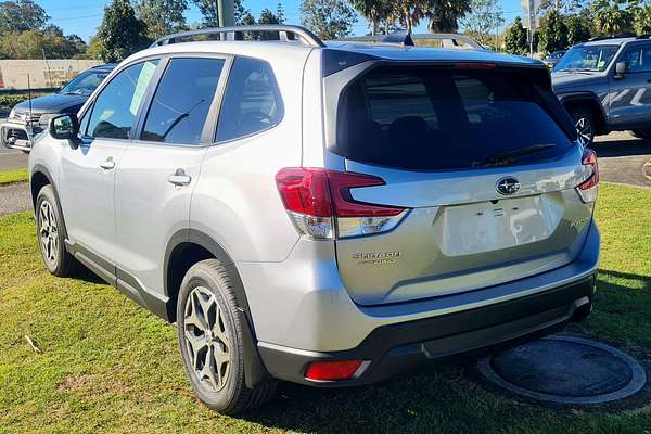 2023 Subaru Forester 2.5i S5