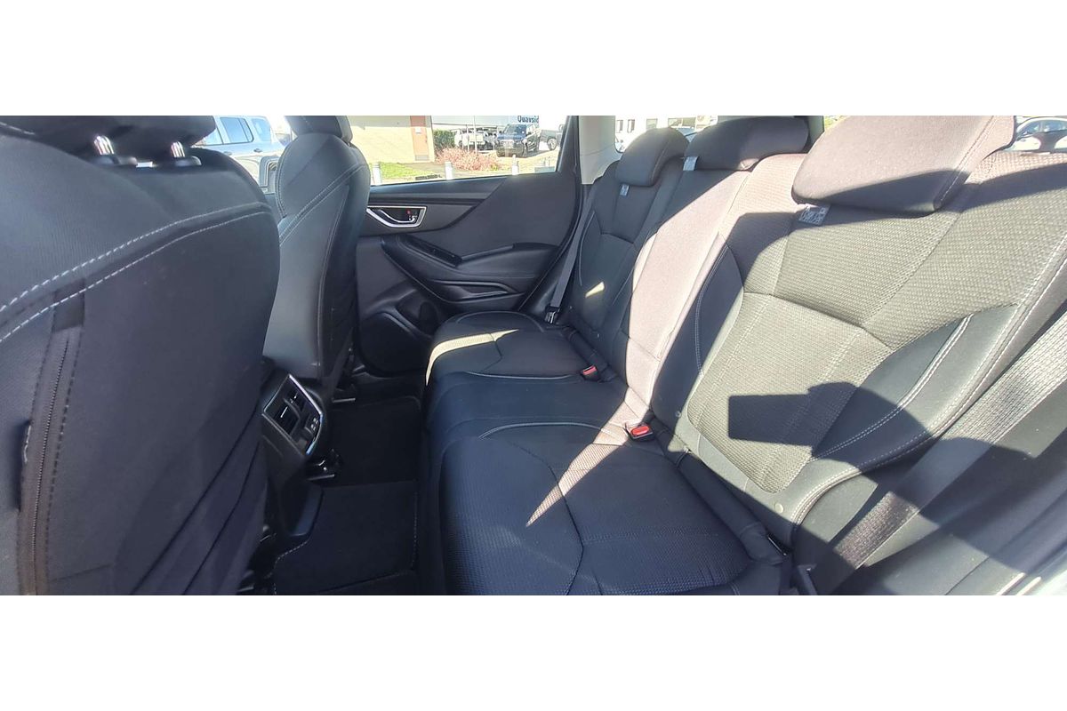 2023 Subaru Forester 2.5i S5