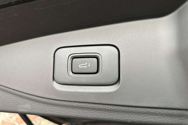 2025 Isuzu MU-X LS-U