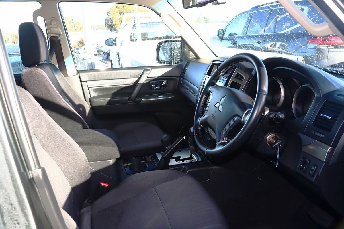 2019 Mitsubishi Pajero GLX NX