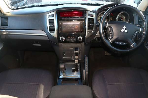 2019 Mitsubishi Pajero GLX NX