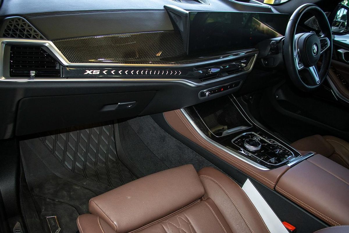 2024 BMW X5 xDrive50e M Sport G05 LCI