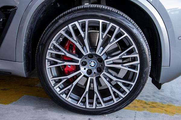 2024 BMW X5 xDrive50e M Sport G05 LCI