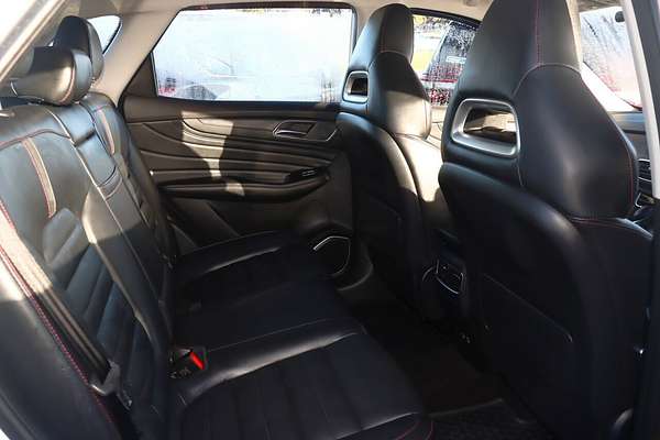 2022 MG HS Essence SAS23