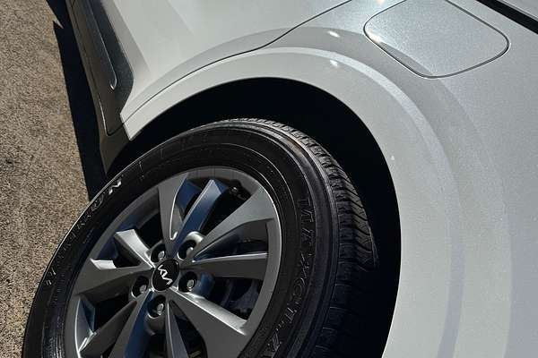 2023 Kia Carnival S KA4