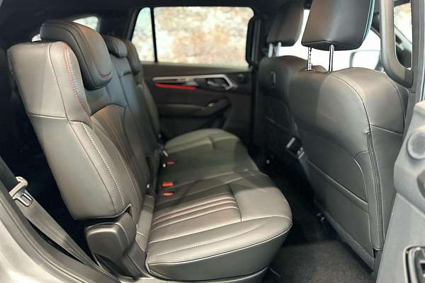 2025 Isuzu MU-X X-TERRAIN
