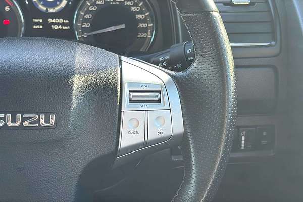 2019 Isuzu MU-X LS-T